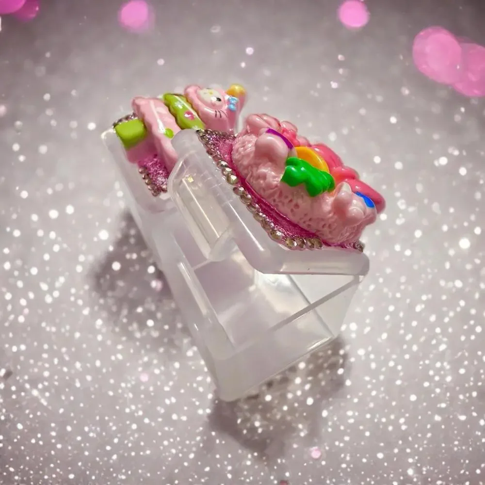Hello Kitty Pill Box Pink Christmas Handmade Decoden Junk Case Tree Wreath